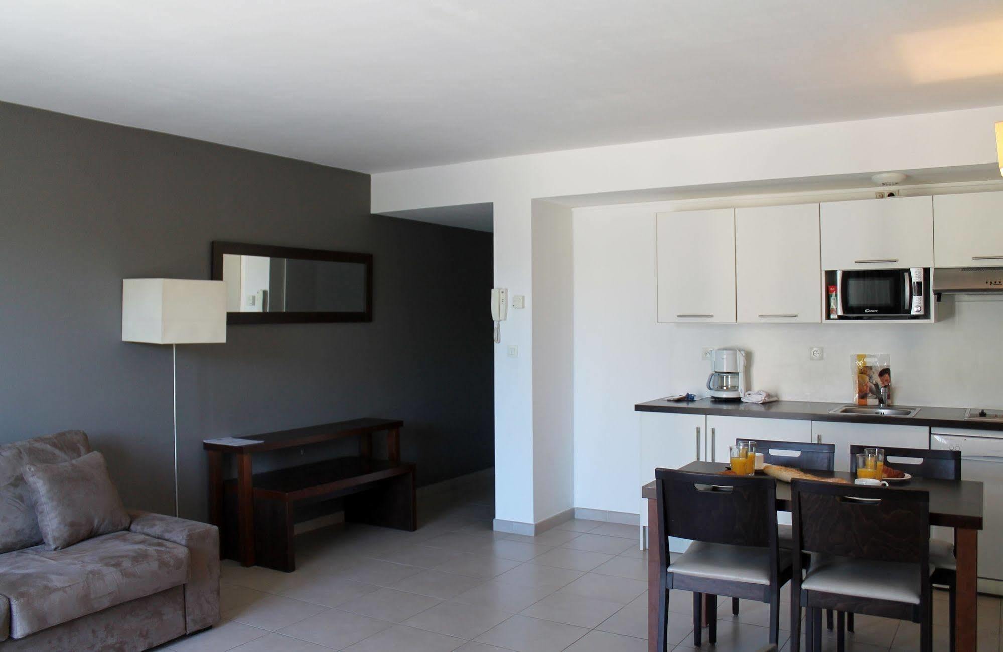 Residence Services Calypso Calanques Plage มาร์กเซย ภายนอก รูปภาพ